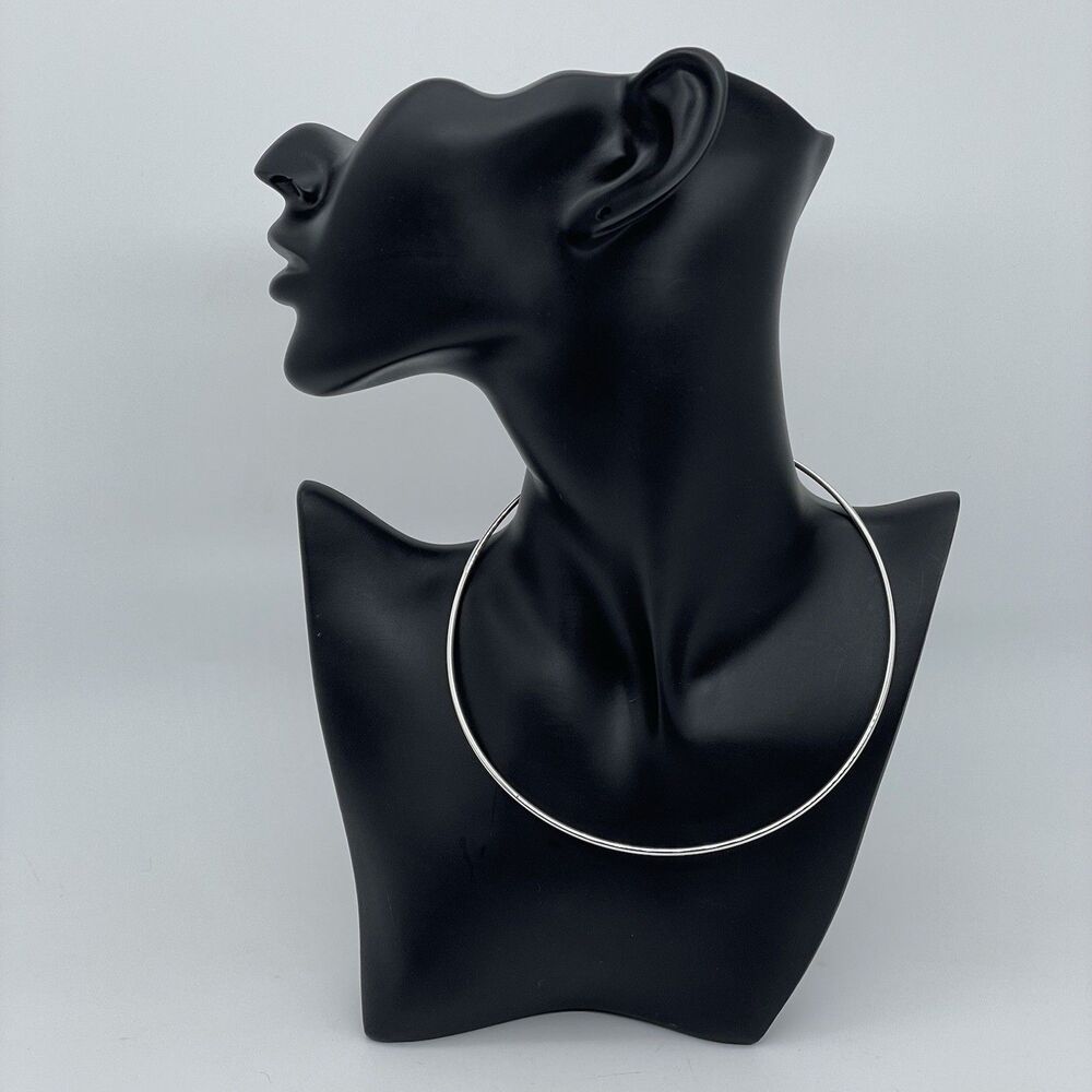 Monet Silver Round Neck Wire 1.8mm Neck Ring / Necklace Choker Modern Elegant